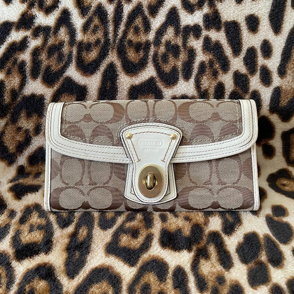 Coach White Signature Jacquard Brass Tone Twist Lock Wallet